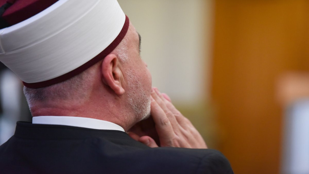 Hollanda’da imam eğitimi gündemde