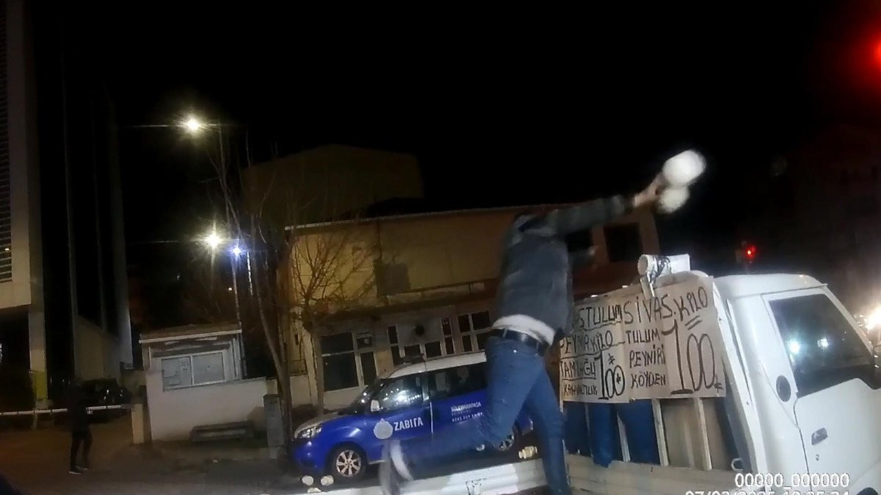Tekirdağ'da zabıta kavgası! Peynirleri kamyonetten attılar