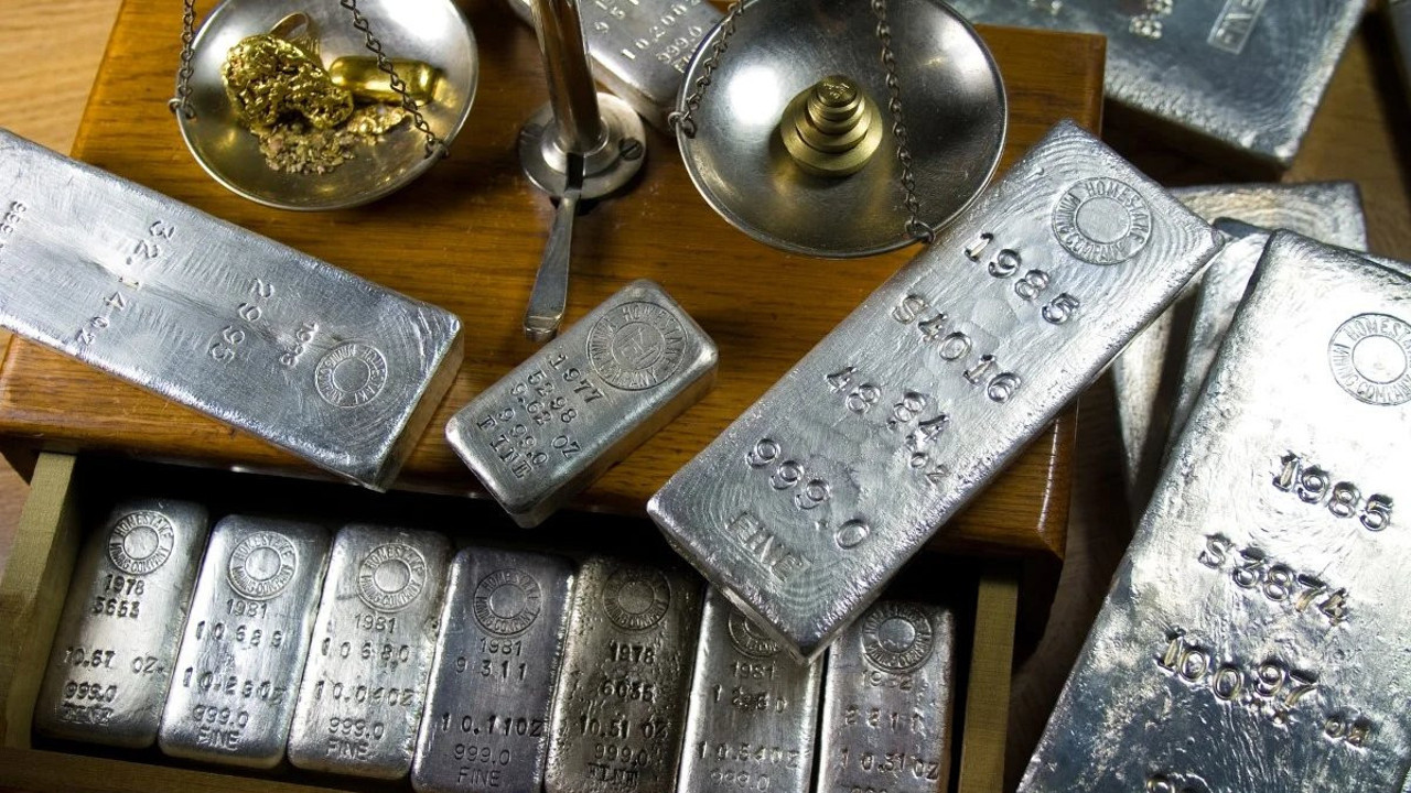 Gümüşte belirsizlik rüzgarları