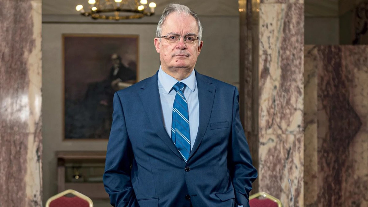 Komşunun yeni Cumhurbaşkanı belli oldu