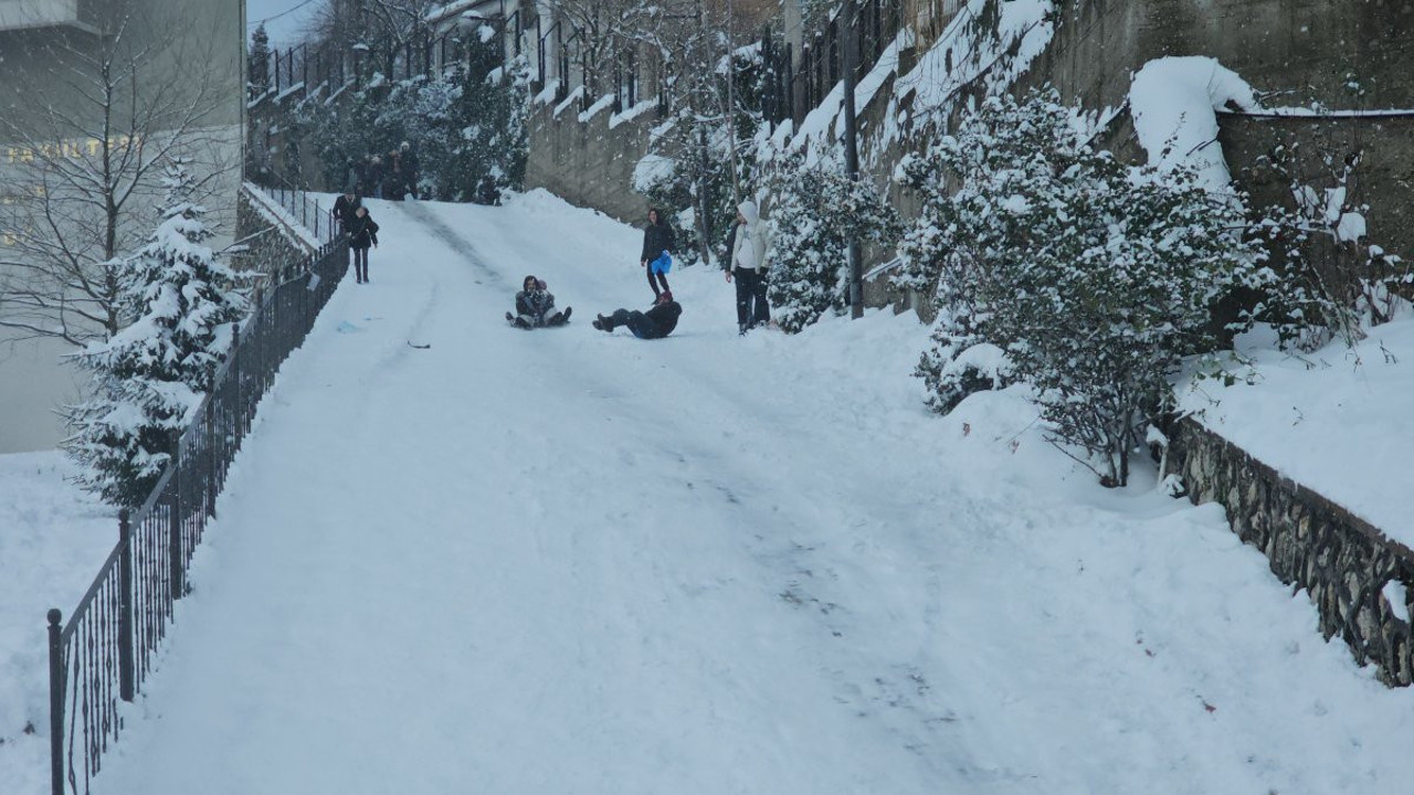 Zonguldak'ta kar esareti: 252 köy yolu kilit