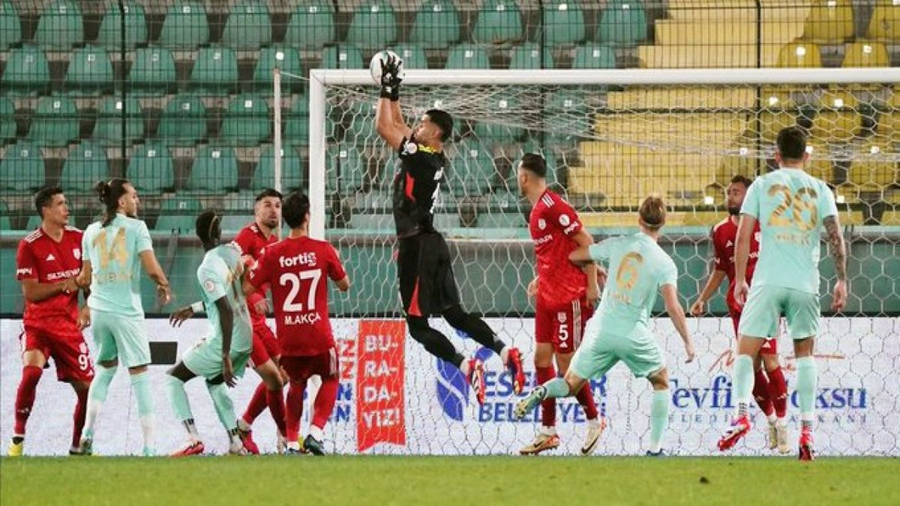 Pendikspor ve Esenler Erokspor puanları paylaştı