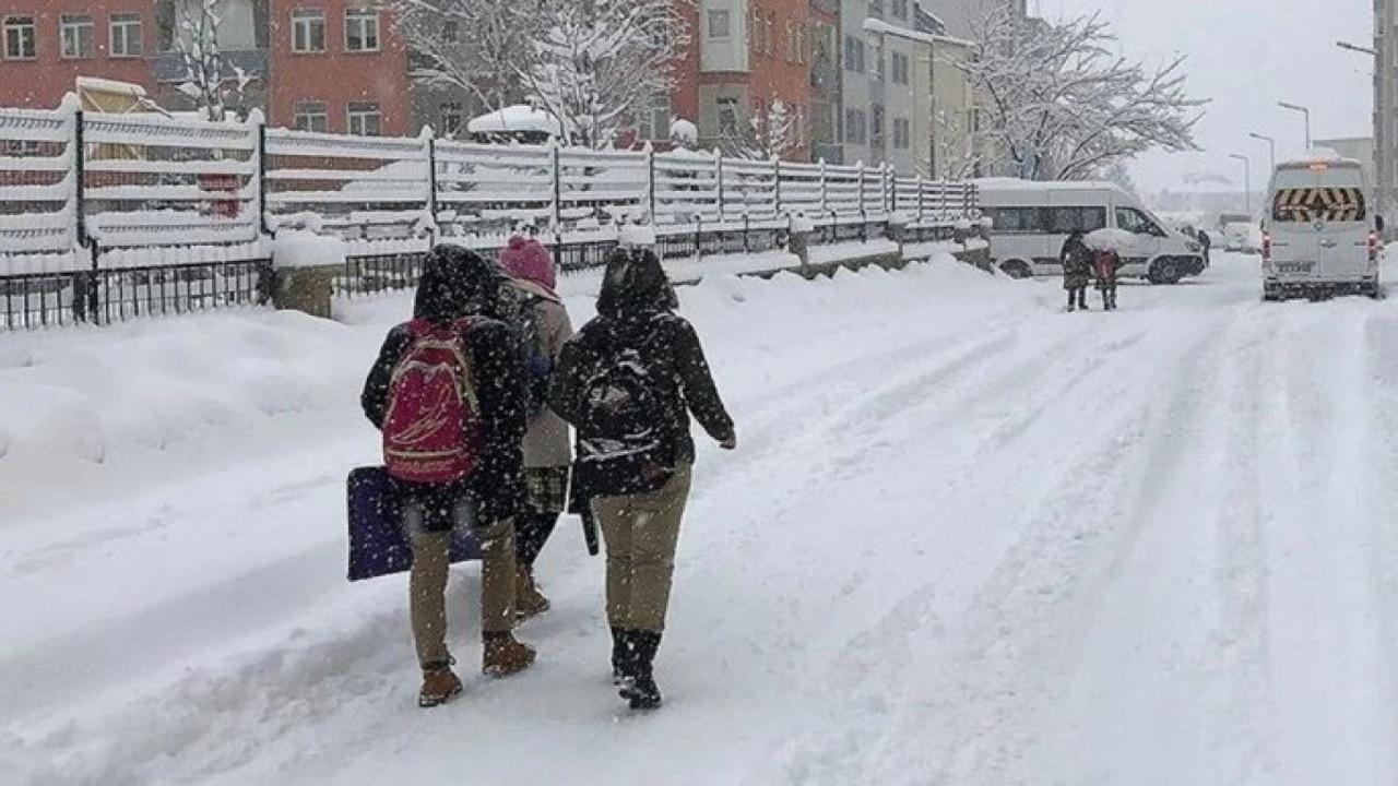 Ardahan'da eğitime bir gün ara