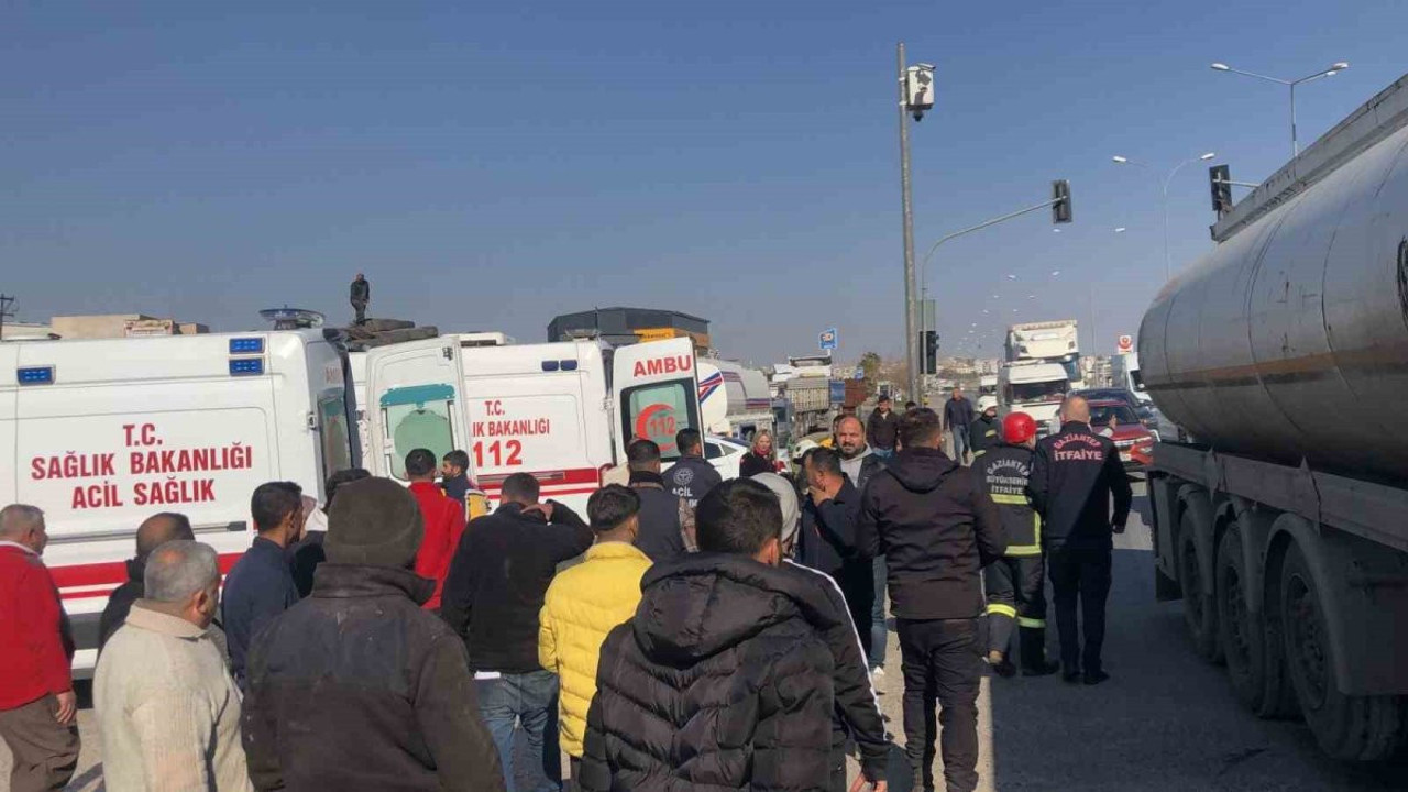 Nizip’te zincirleme kaza! Yaralılar var