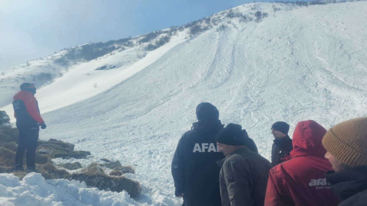 Ardahan'da çığ paniği! Bölgeye ekipler sevk edildi