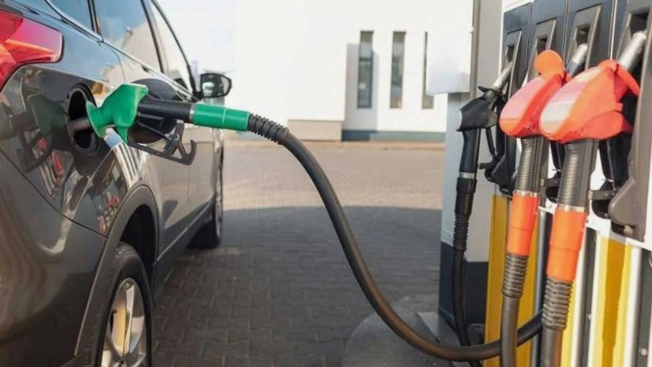 Benzine indirim motorine bindirim geldi