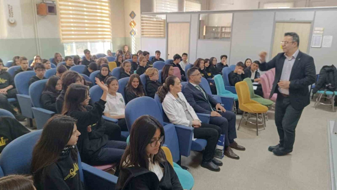 Manisa’daki okullarda 3. derste "Yeşilay" anlatıldı