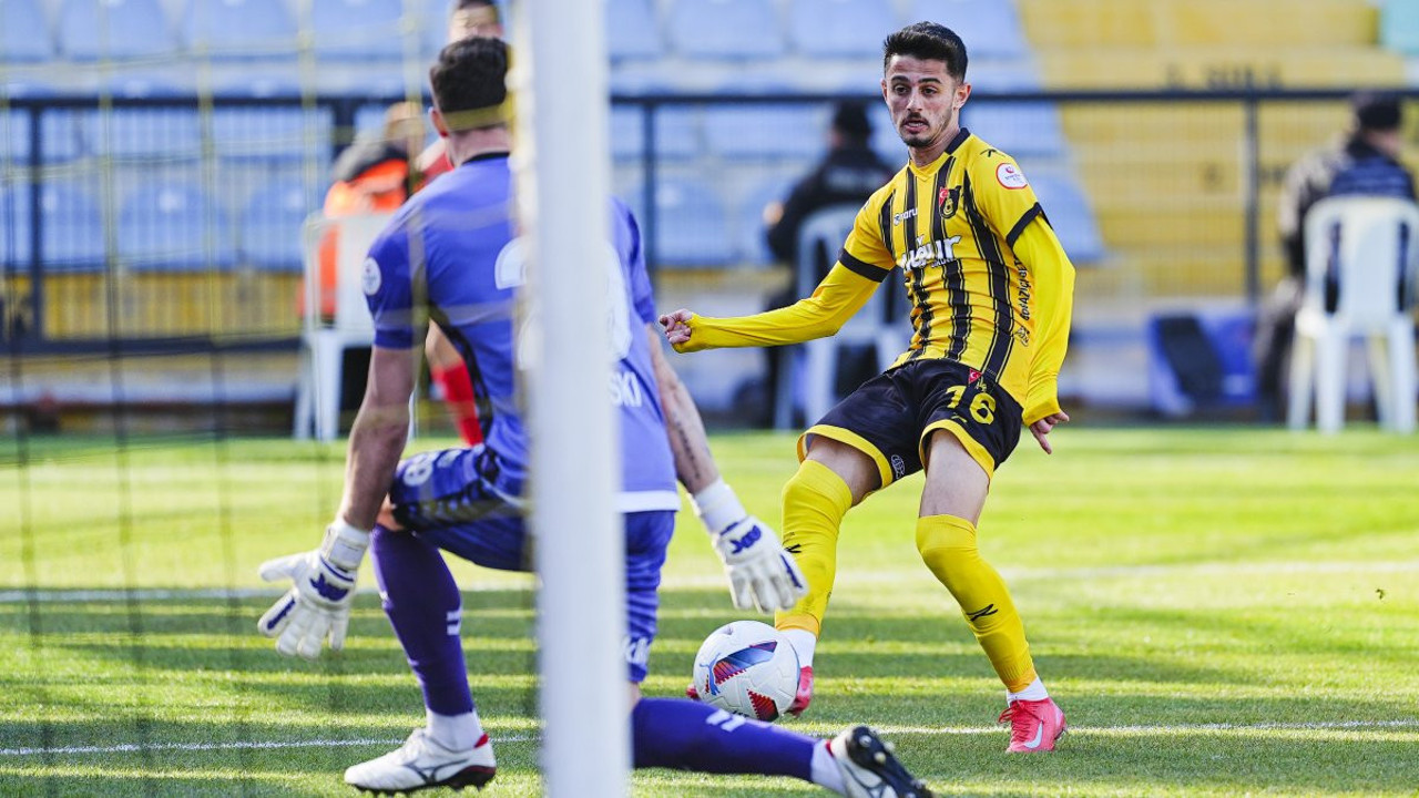 İstanbulspor Sakaryaspor'u farklı geçti