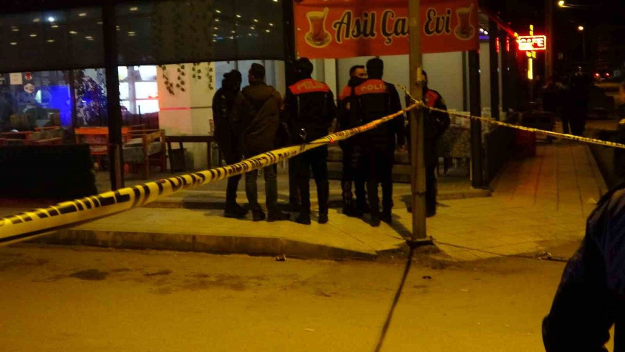 Kahvehaneye silahlı saldırı: 1 ölü