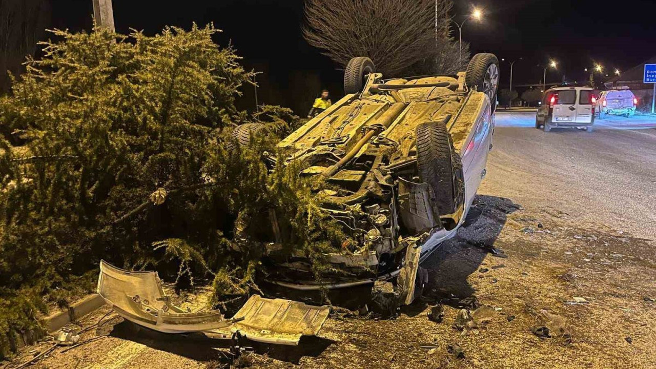 Kütahya'da korkunç kaza! 3 yaralı