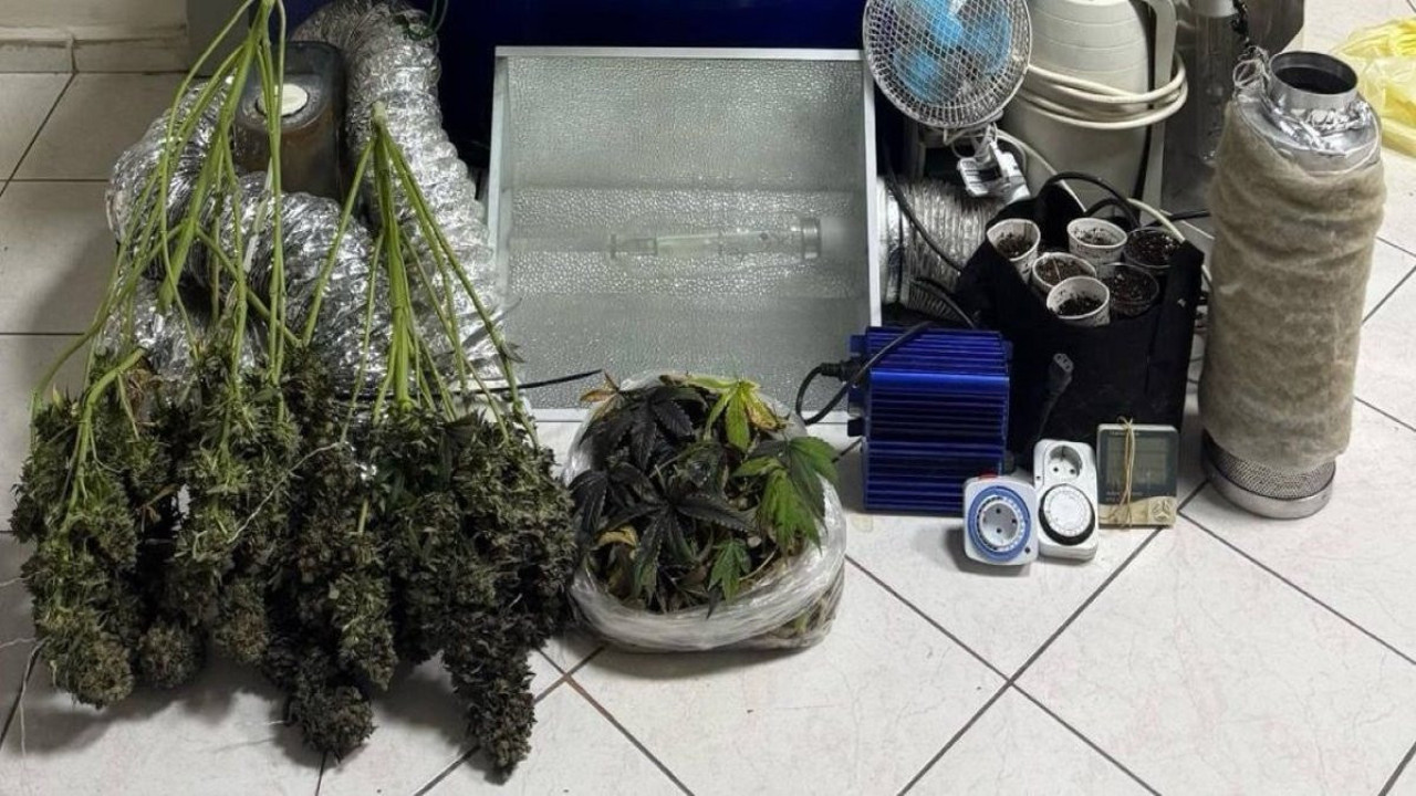 İzmir’de kapıcı dairesi uyuşturucu imalathanesi çıktı!