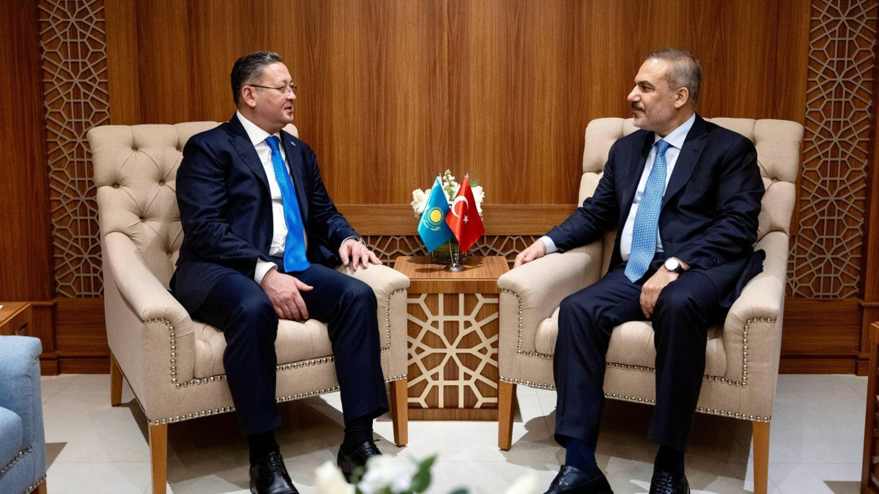 Dışişleri Bakanı Fidan, Kazakistan Dışişleri Bakanı Nurtleu ile bir araya geldi