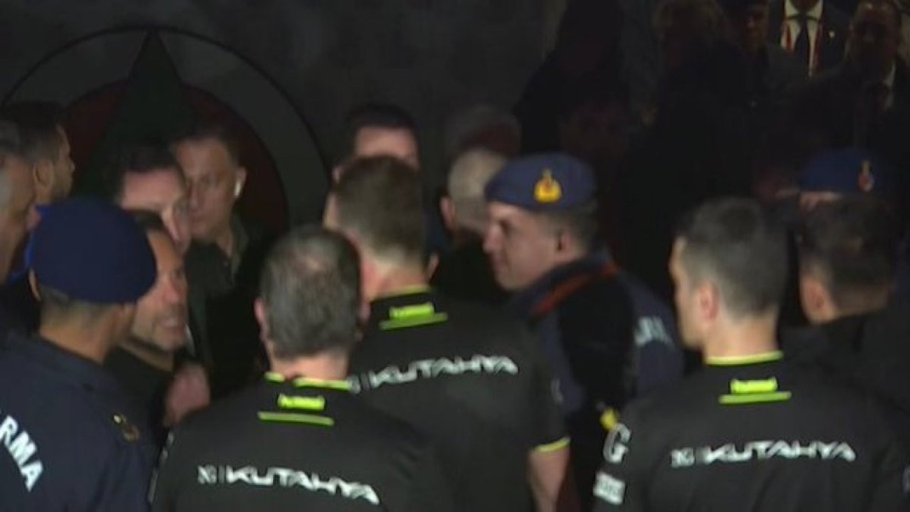 Okan Buruk hakem Yasin Kol ile tartıştı