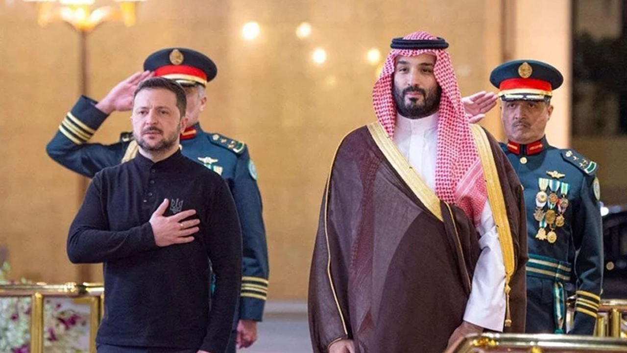 Kriz sonrası ilk temas! ABD ve Ukraynalı heyetler bi araya geldi