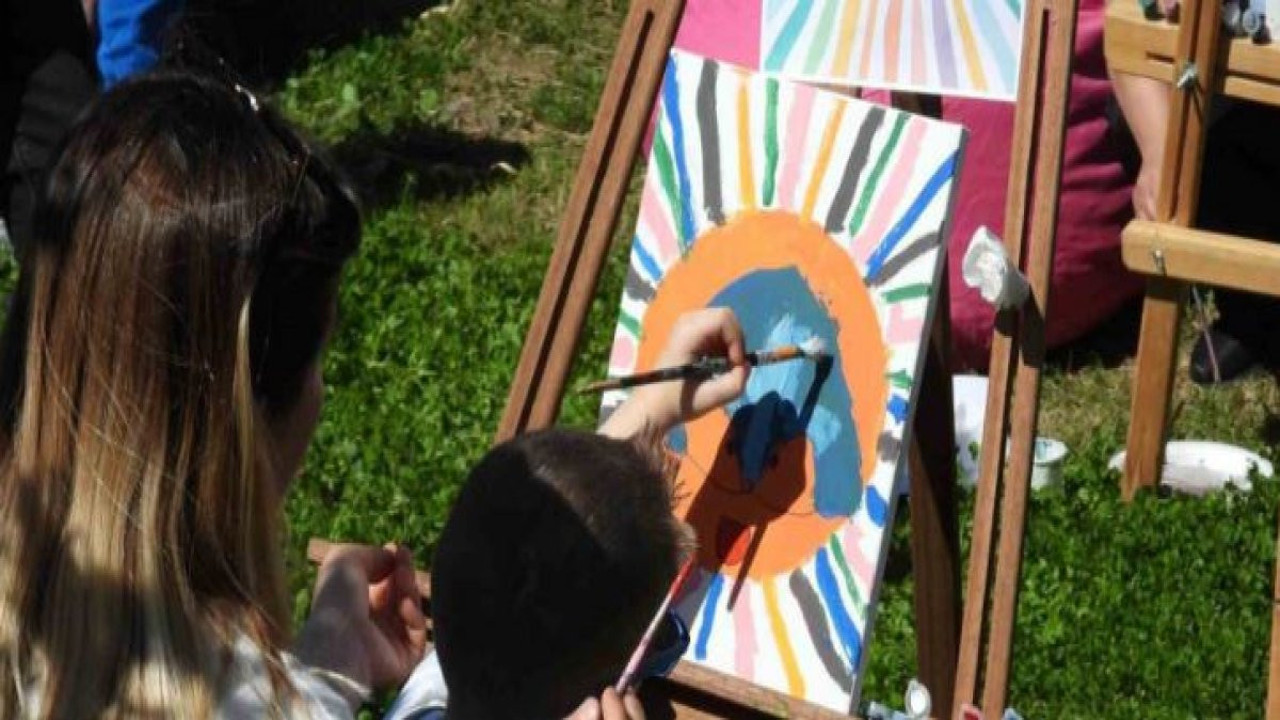 Sanatla büyüyen aile bağları! Sanatın şifası