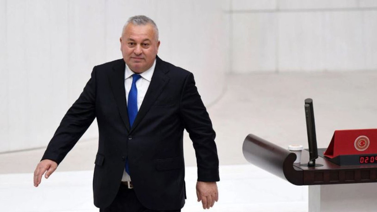 Cemal Enginyurt gemileri yaktı! ‘Fırıldak arıyorsan…’