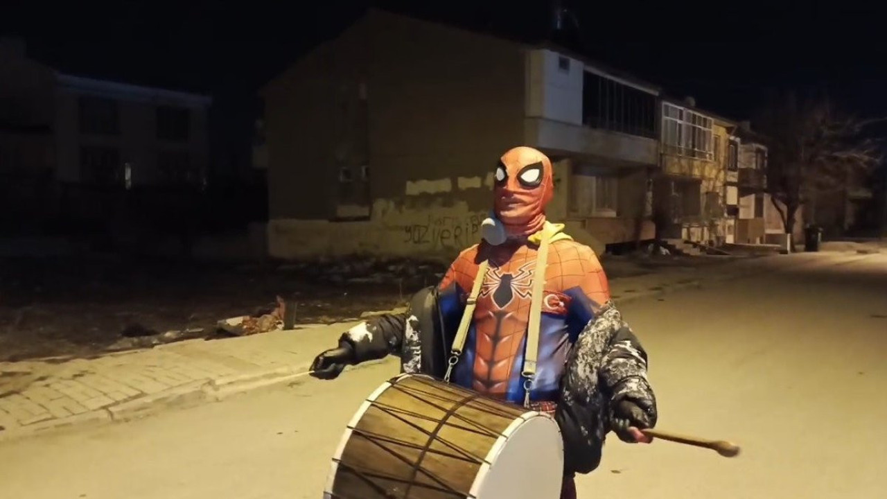 Örümcek adamlardan sahur mesaisi!