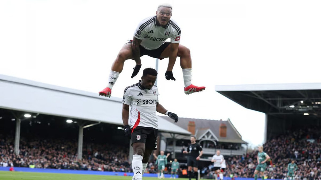 Tottenham, Fulham'a direnemedi: 2-0