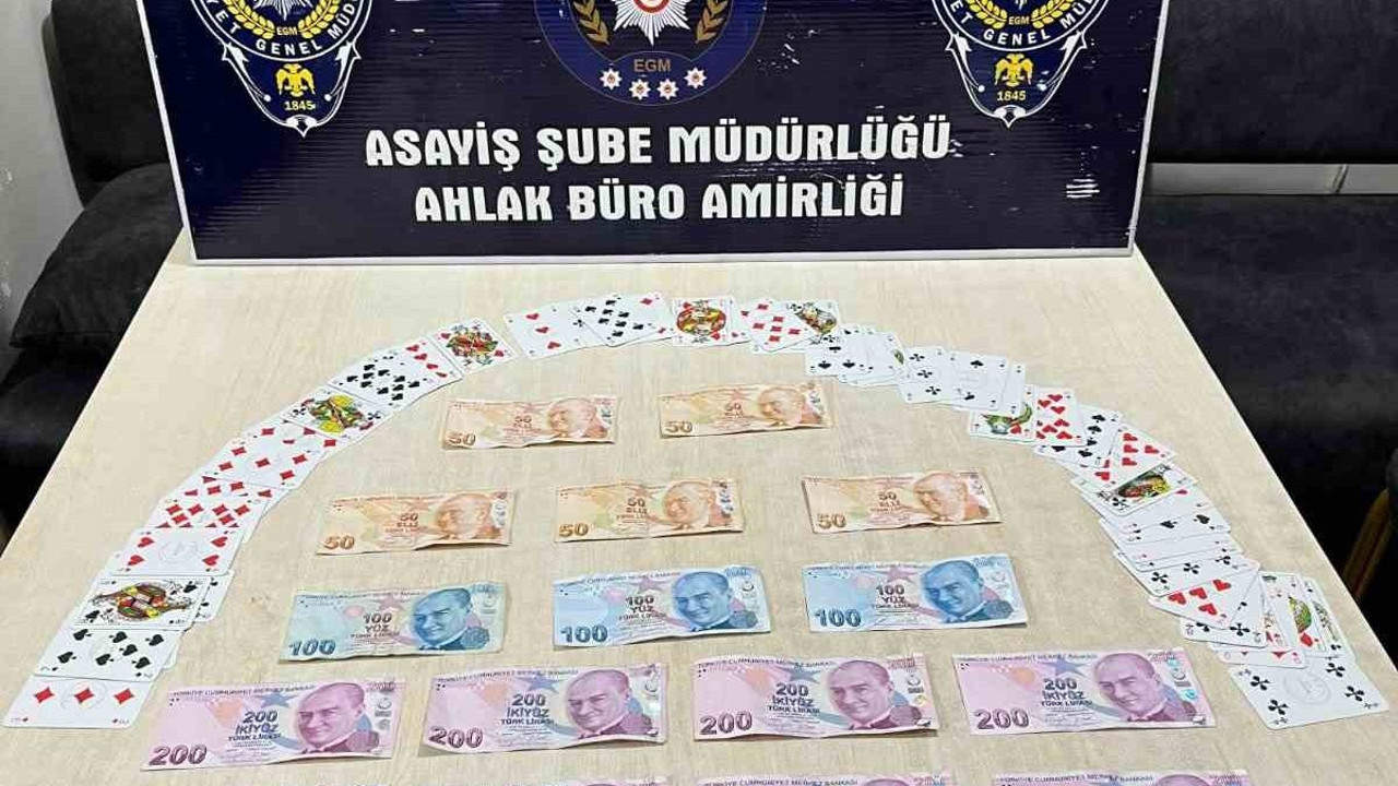 Kocaeli’de kumar baskını