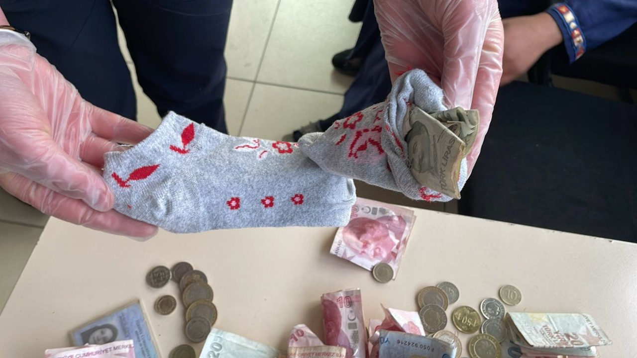 Dilencinin çorabından çıkan para şoke etti!