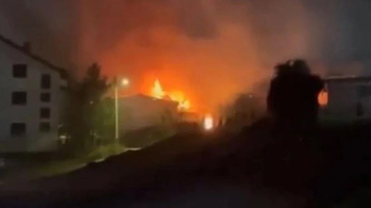 Belediye başkanı istifa etti! Yangın faciası sonu oldu. Kuzey Makedonya karıştı