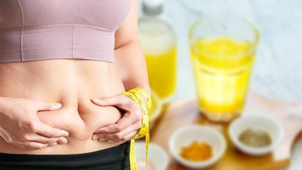 Göbek yağlarını eritmek için doğal destek! Ilık suya iki mucizeyi eklemek yetiyor