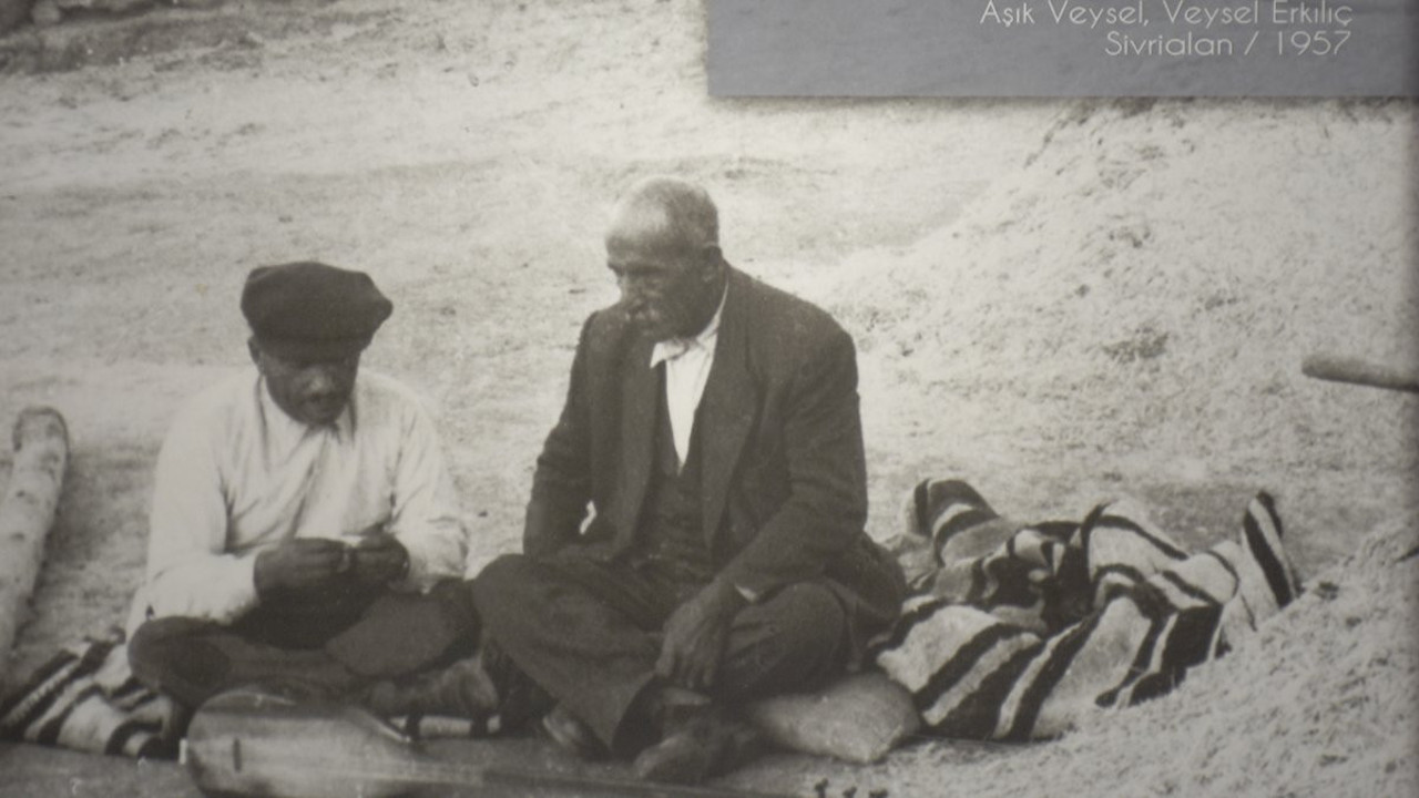 Aşık Veysel'in bilinmeyenlerin yönleri