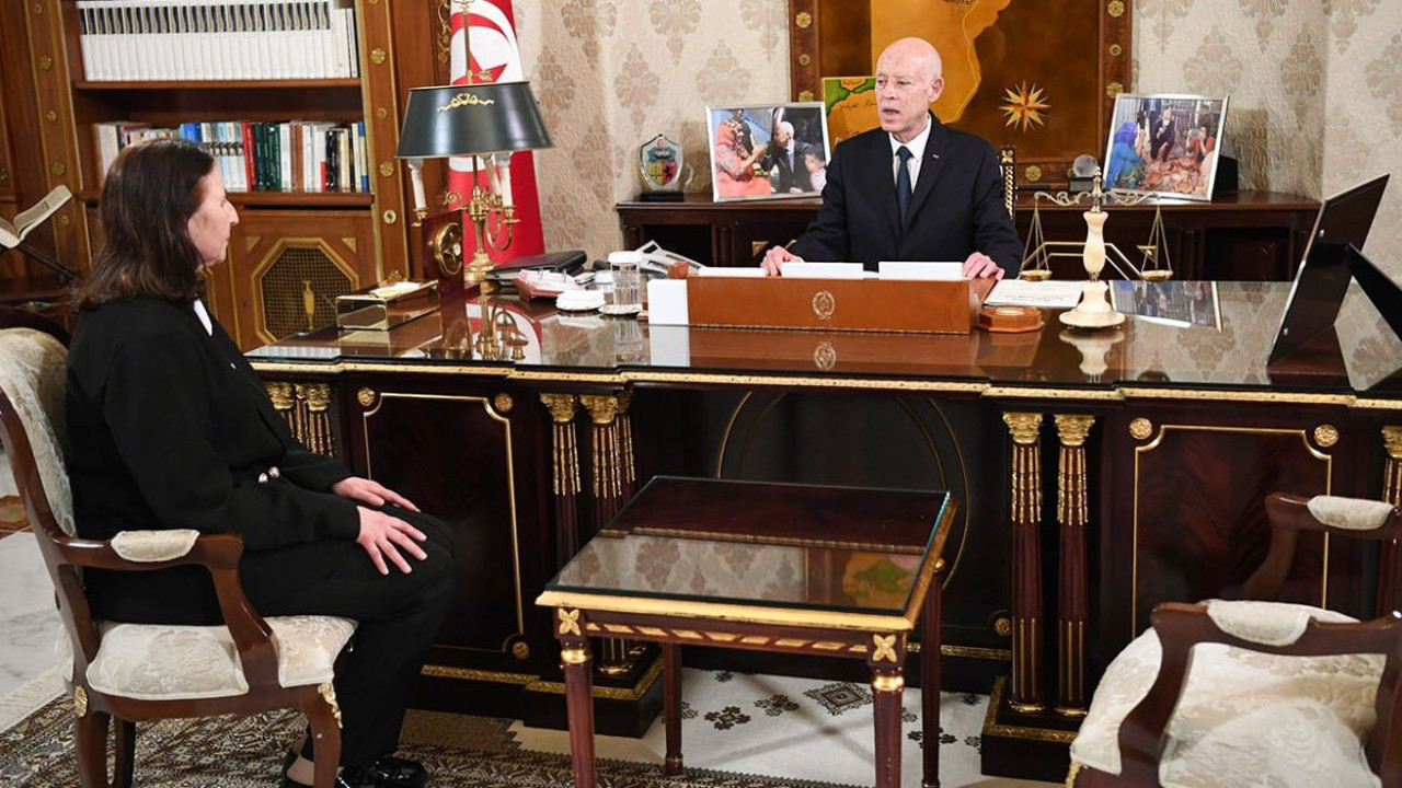Tunus'tan siyasi kriz! Cumhurbaşkanı Said, Başbakan Maddouri'yi görevden aldı