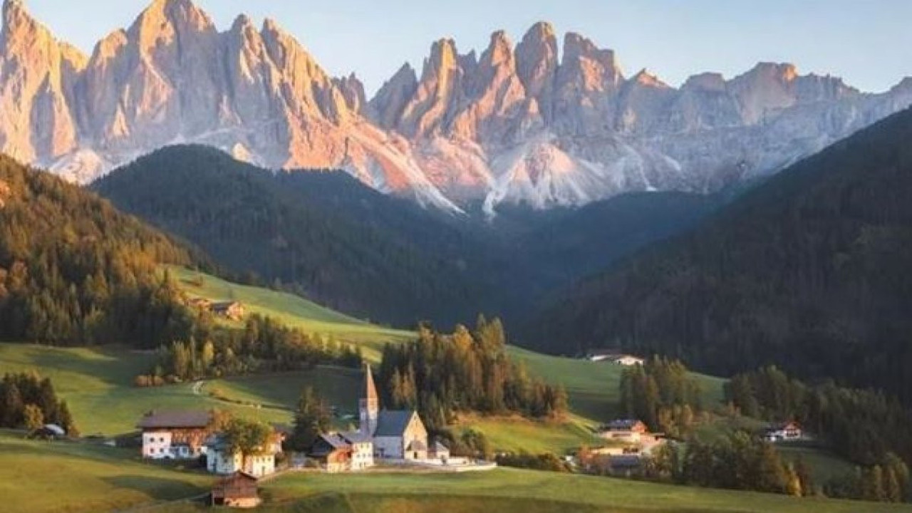 Görenler Abant zannediyor. Buraya yerleşene hibe para veriliyor