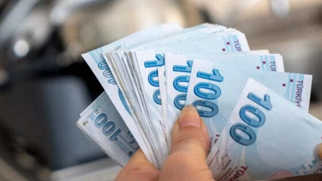 Memur emeklileri aylık ve ikramiyeleri ile ilgili flaş gelişme! Hesaplara yatırıldı