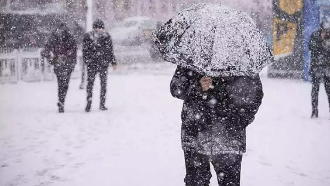 Meteoroloji saat verdi: Çok kuvvetli vuracak! Lapa lapa kar yağışı geliyor... (3 Nisan 2025)