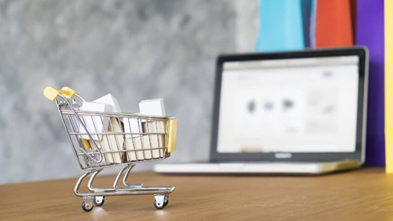 Ünlü market zinciri online mağazasını kapatıyor. Onlarca kişi işsiz kalacak