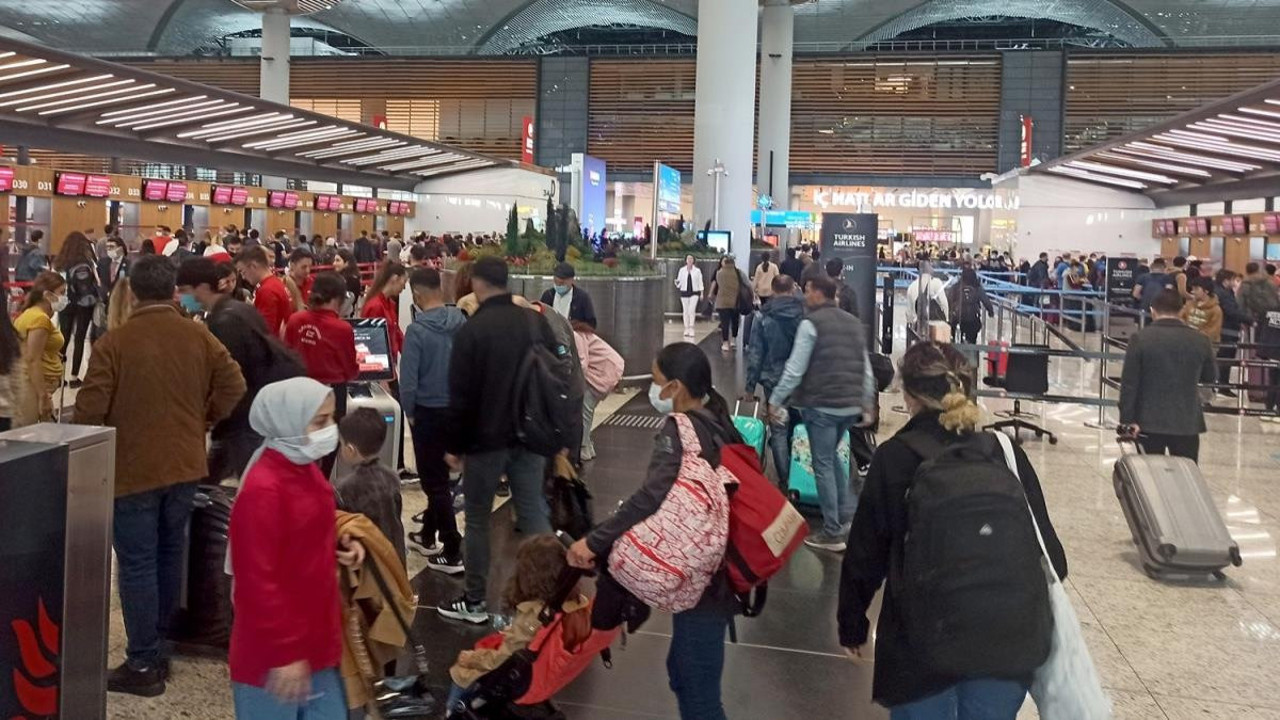 İstanbul Havalimanı’nda dönüş yoğunluğu!