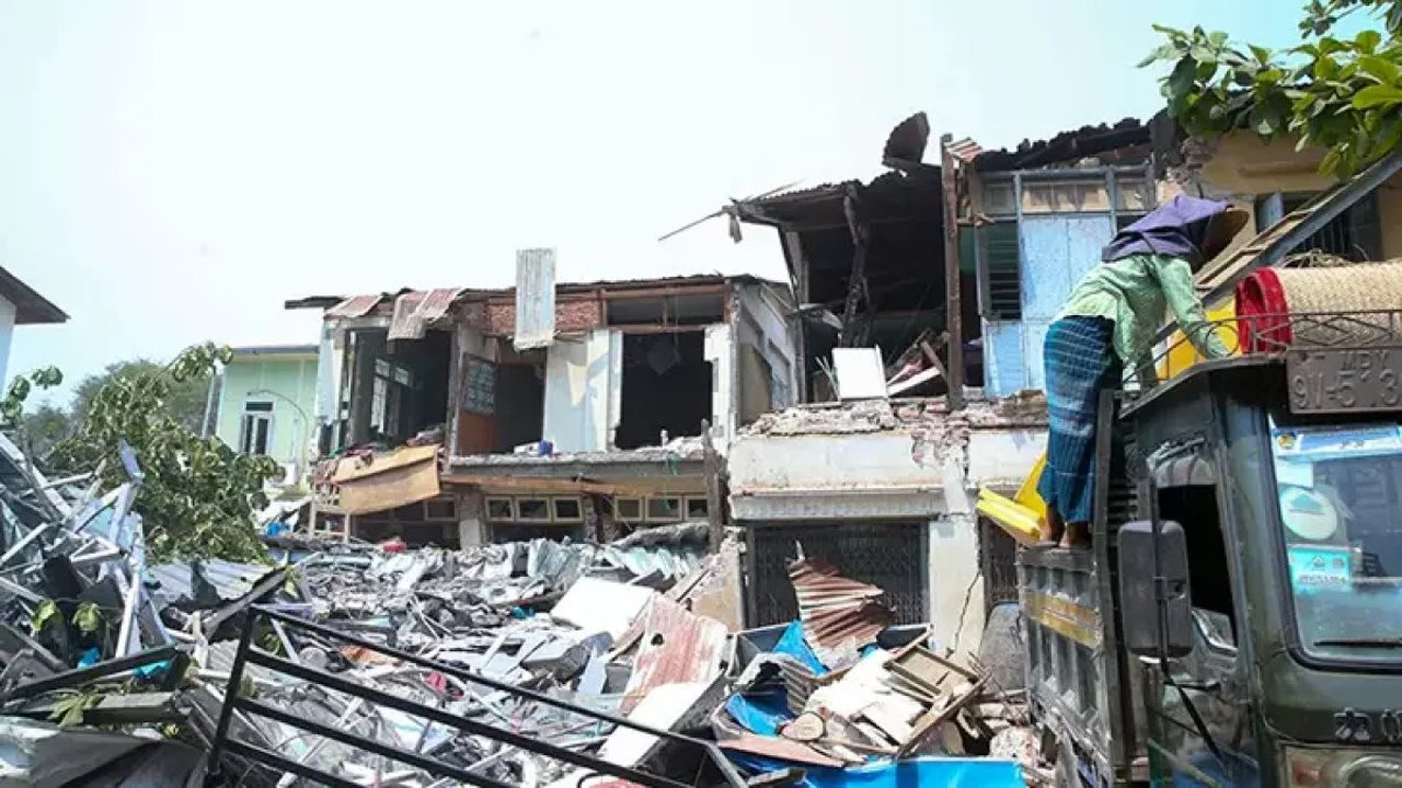 Myanmar’daki depremlerde can kaybı yükseldi