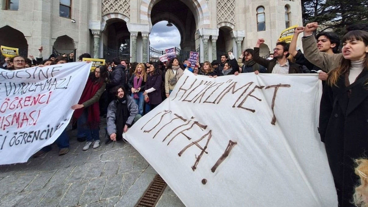Üniversiteli gençlerden tutuklu arkadaşları için eylem çağrısı