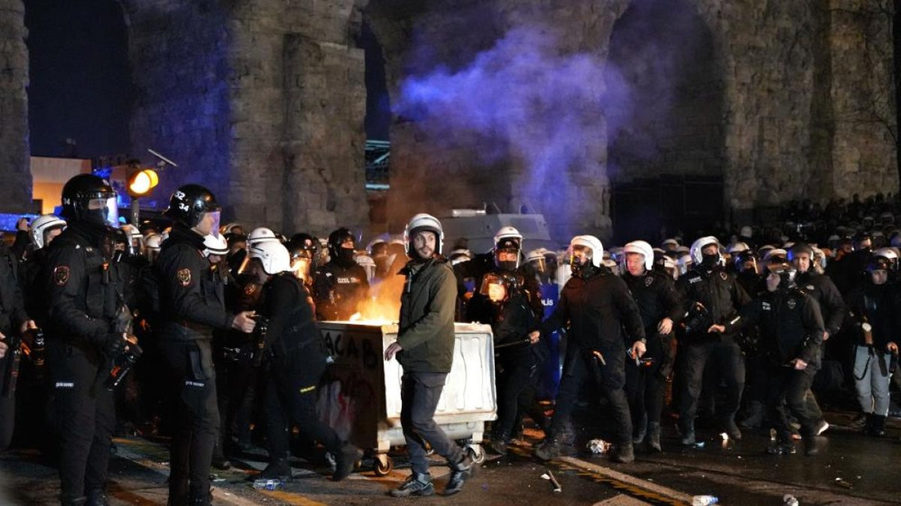 Tutuklanan 3 öğrenci tahliye edildi