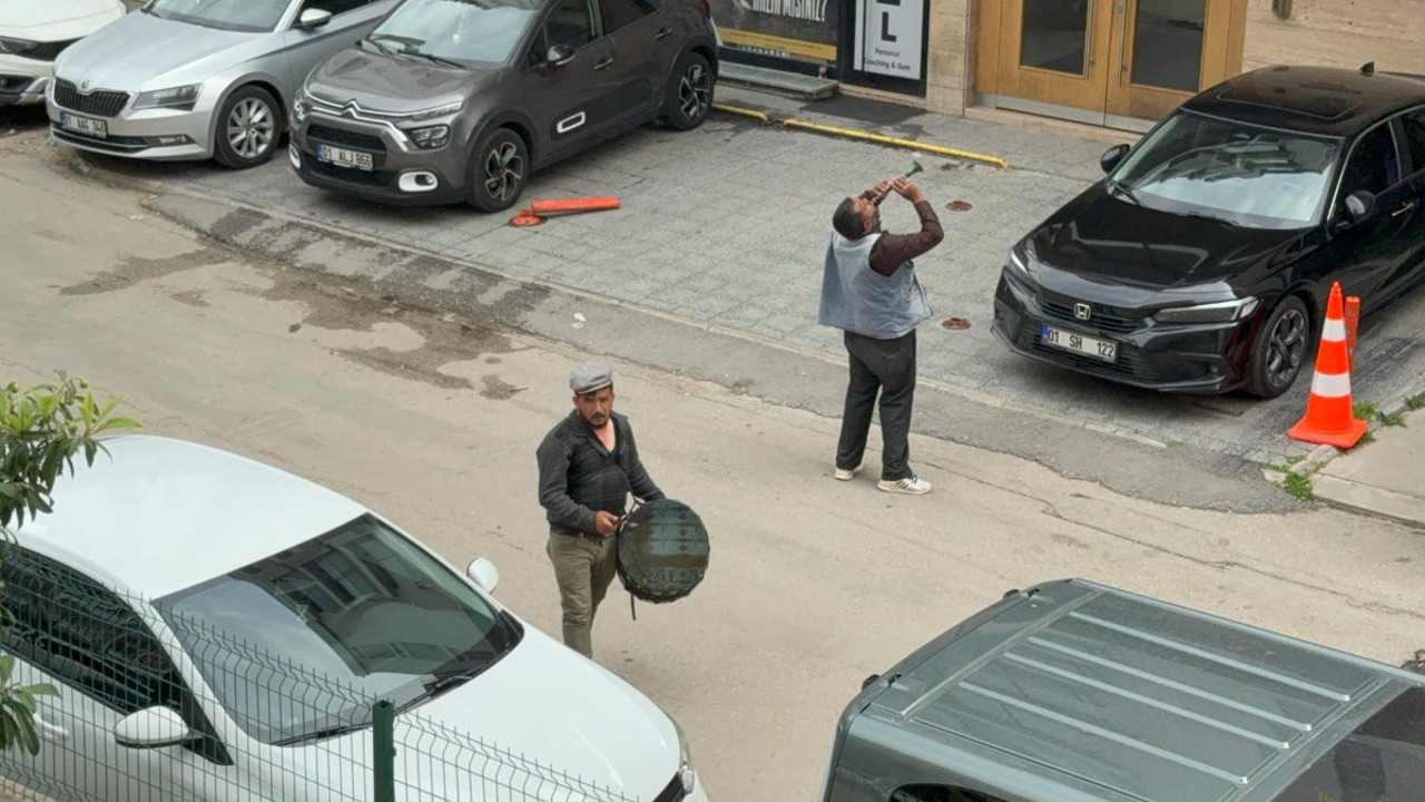 Adana'da karnavalı bile fırsat bildiler!