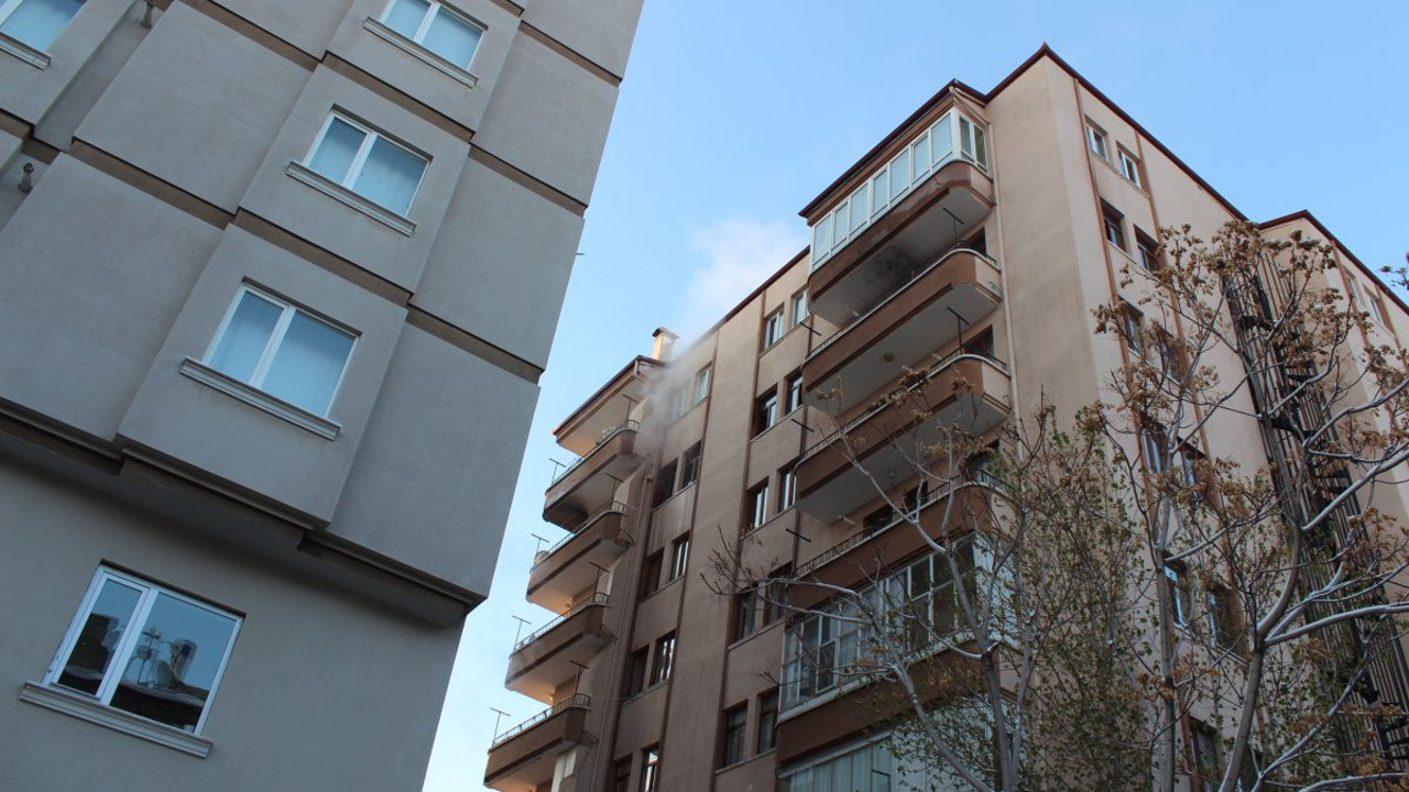 Priz bomba gibi patladı! 4 kişi etkilendi