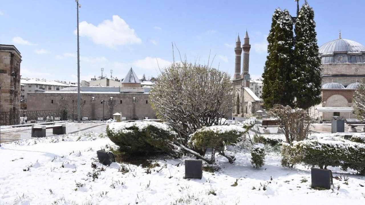 Nisan ayında dondurucu soğuklar! O il eksi 17'yi gördü