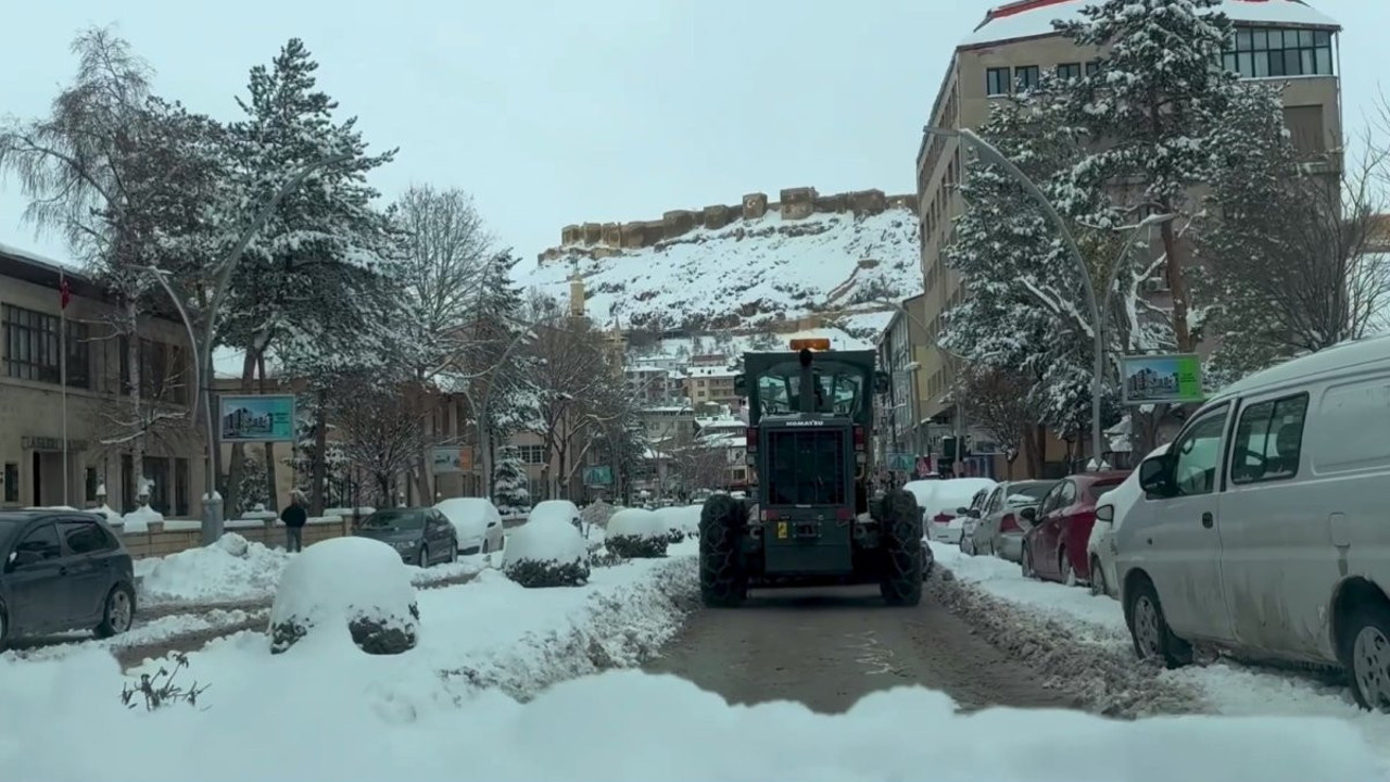 Bayburt’ta kar mesaisi