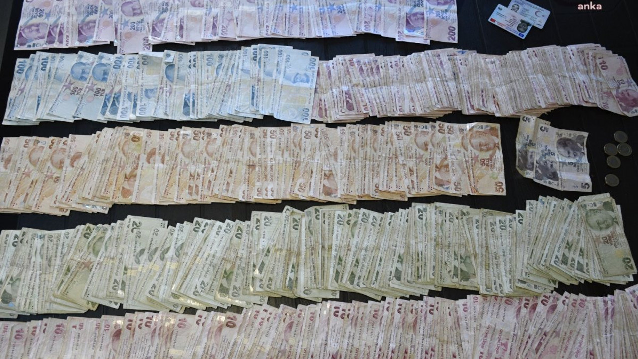 Kuşadası’nda zabıta dilencileri affetmedi! 23 bin liraya el konuldu...