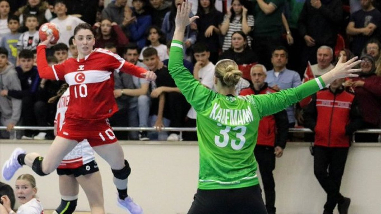 A Milli Kadın Hentbol Takımı Avusturya'ya elendi