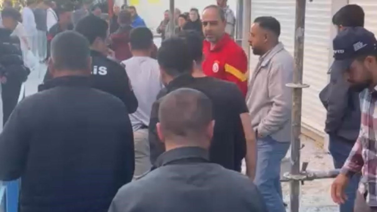 İskeleden düşen işçi yaralandı