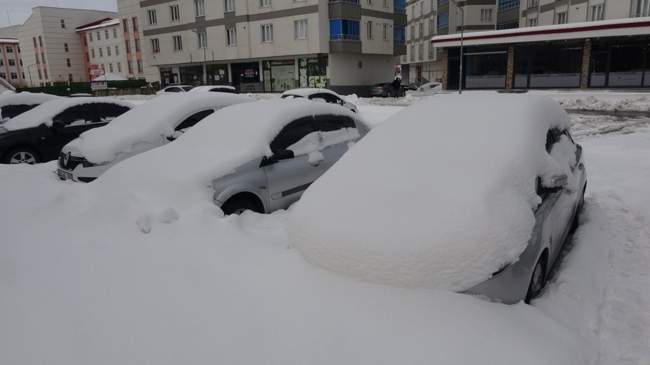 Bitlis’te 74 köy yolu ulaşıma kapandı