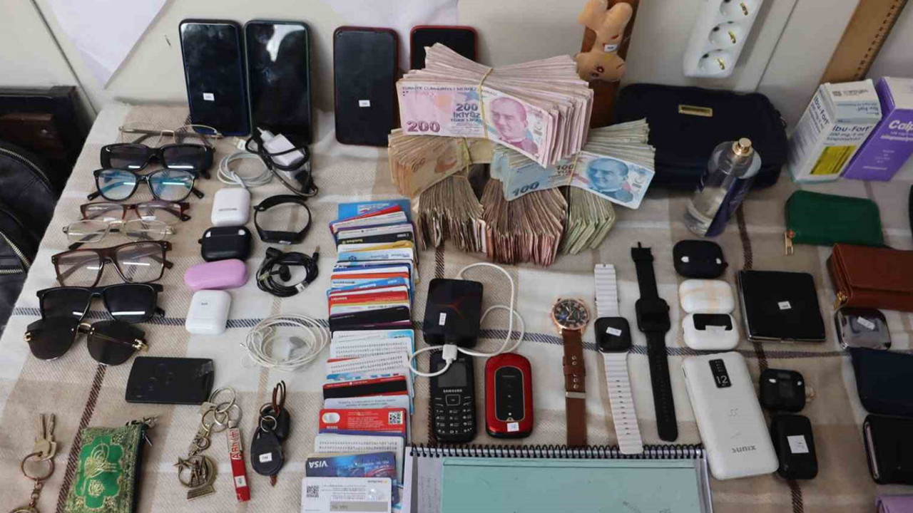 Kayseri’de kayıp eşya bürosu şaşırtıyor! Sahiplerini arıyor