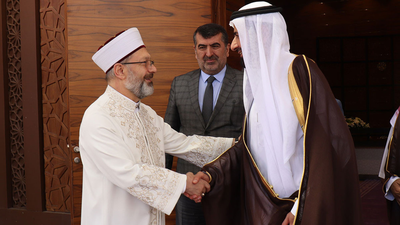 Yoksul halkın parası ile dünyayı gezdi! Diyanet 90 günde milyarlar harcadı