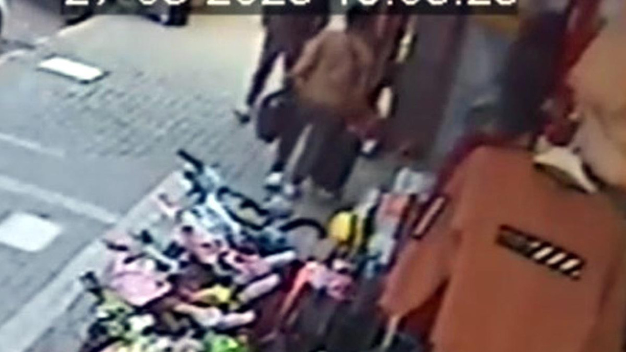 Avcılar’da hırsız valizi alıp kaçtı! Kameraya yakalandı