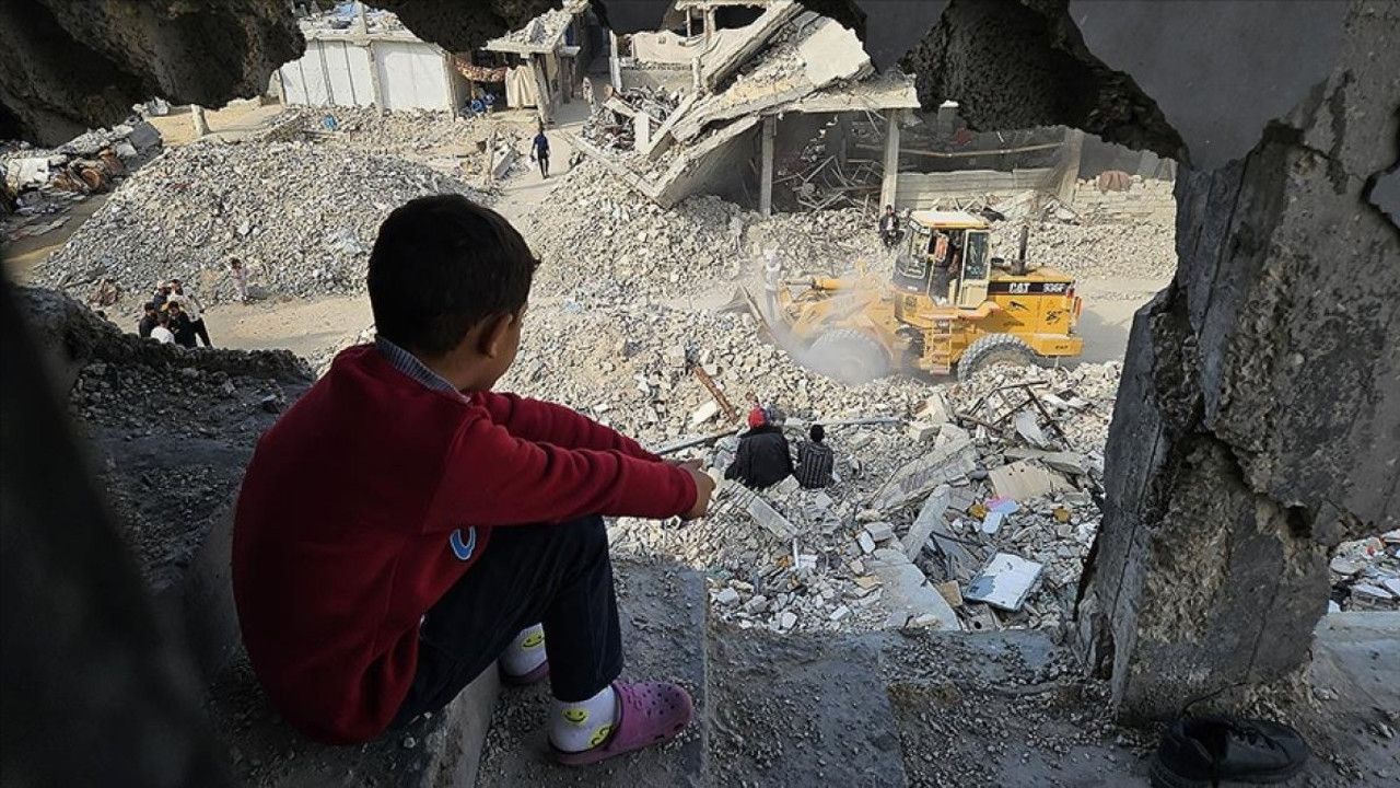 İsrail'in saldırılarında Gazze'de can kaybı 51 bin 65'e çıktı