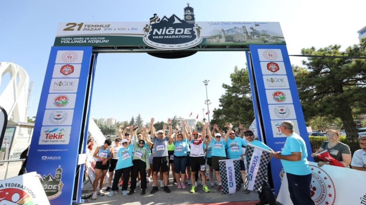 Şehit Ömer Halisdemir için 592 sporcu maratonda koşacak