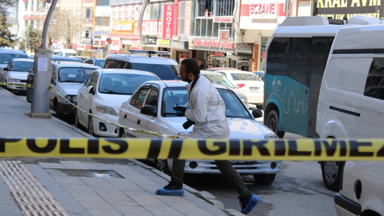 Giyim mağazasında dehşet! 1 ölü, 4 yaralı